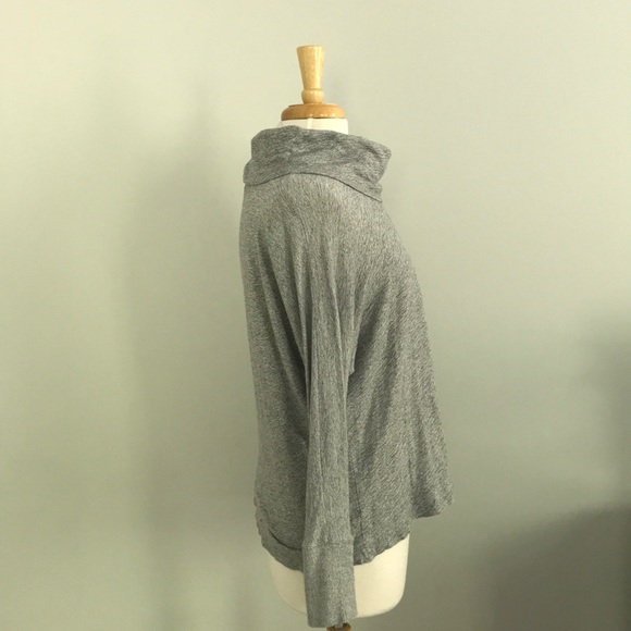 BANANA REPUBLIC | GREY OVERSIZED TURTLENECK - Picture 4 of 8